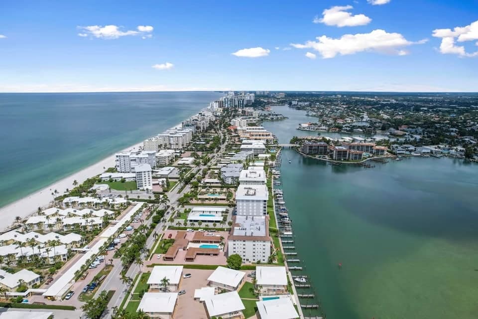 Market Report September 2024 - Naples