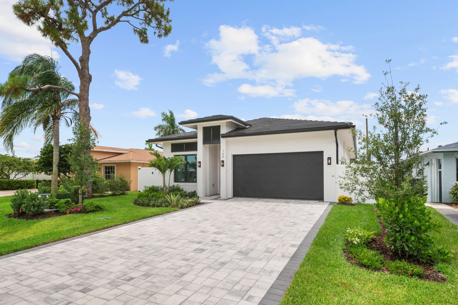 708 100th Ave N - Gallery