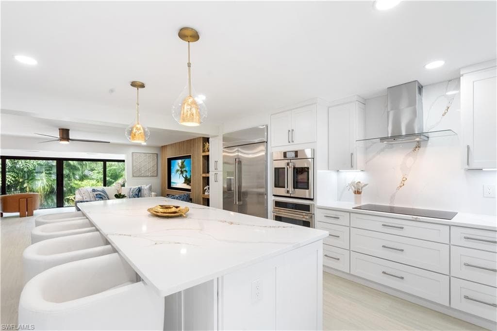 990 8th St S # 1B - Gallery