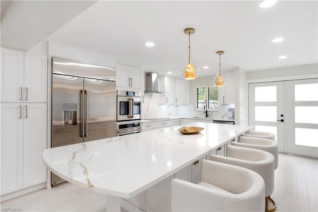 990 8th St S # 1B - Gallery
