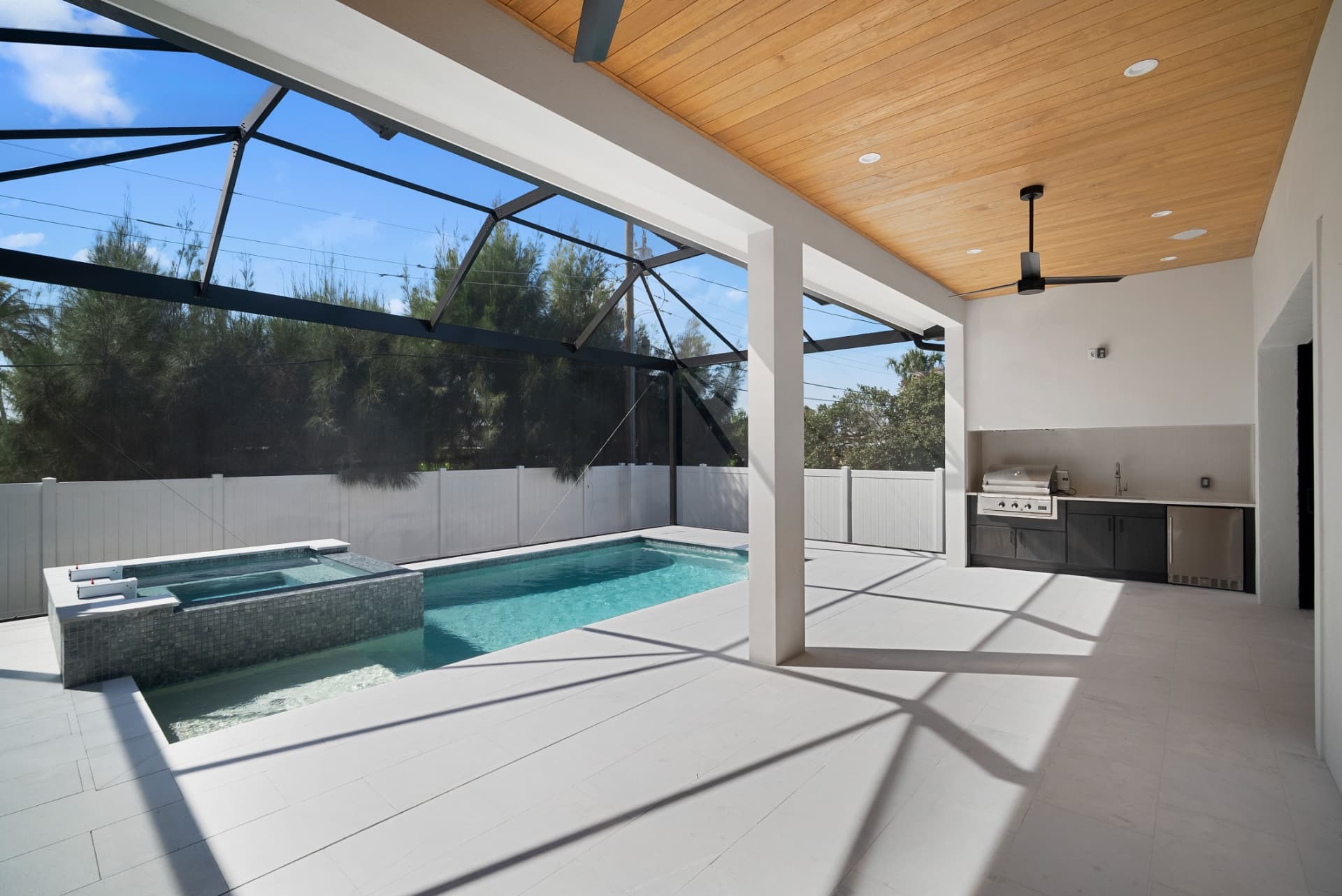786 107th Ave N - Gallery