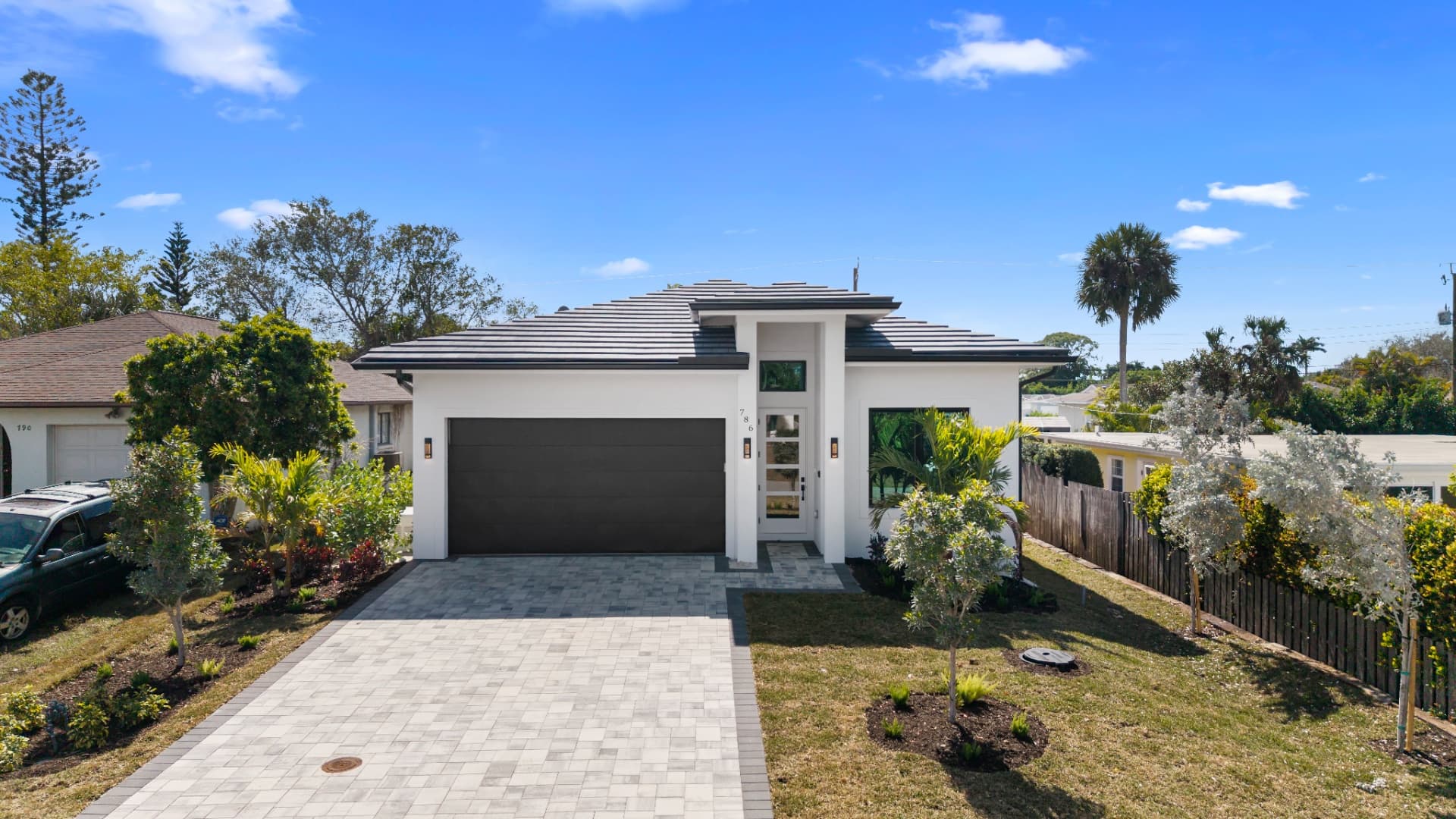 786 107th Ave N - Gallery