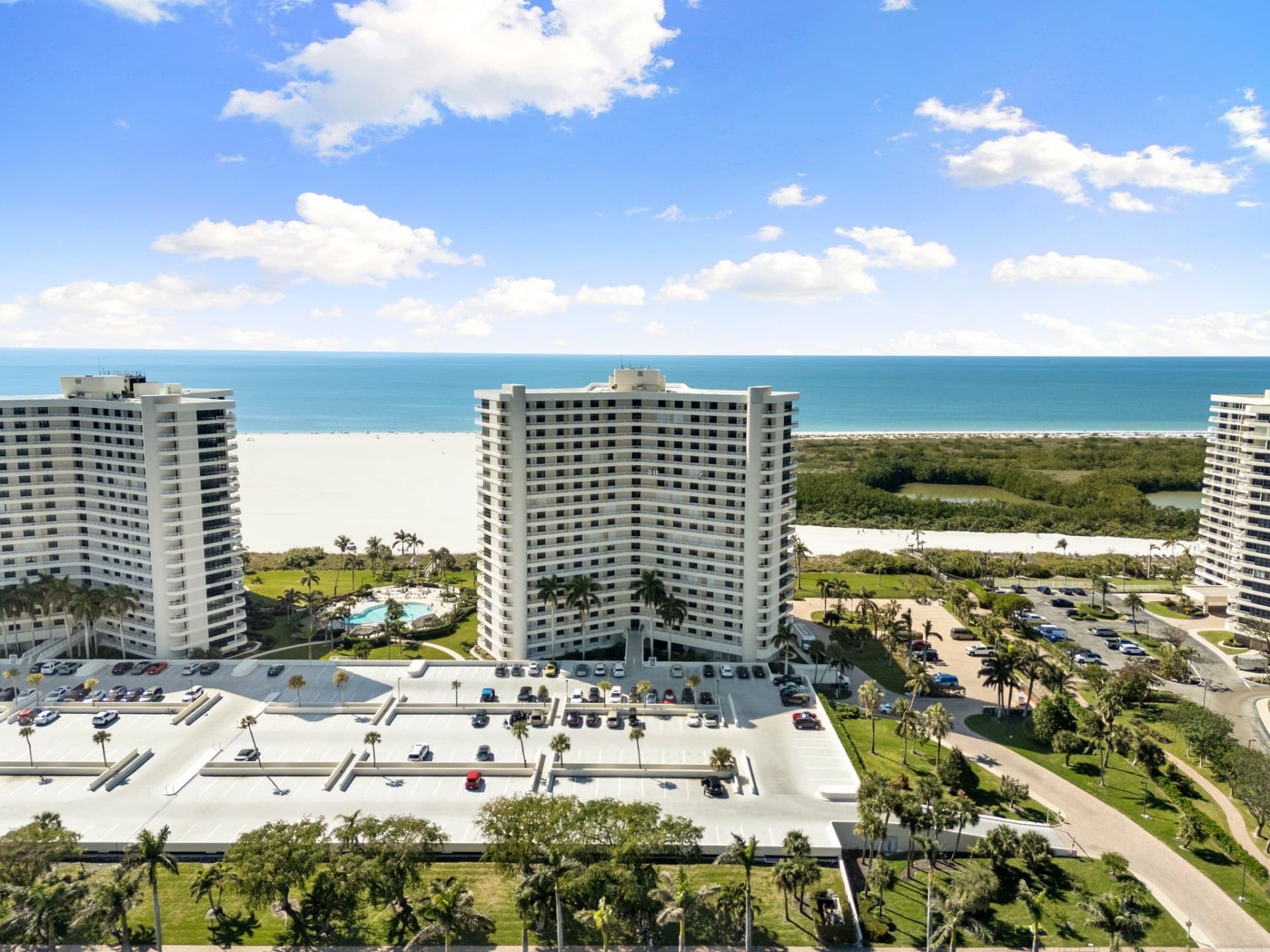 320 Seaview Ct #512 - Gallery