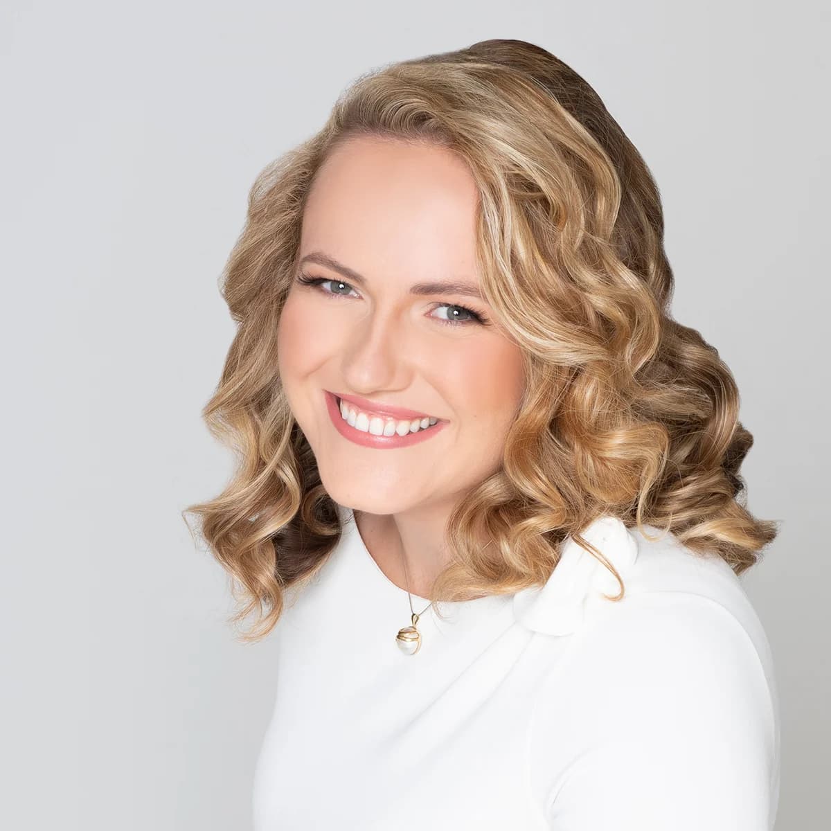 Elizabeth Hoffmann