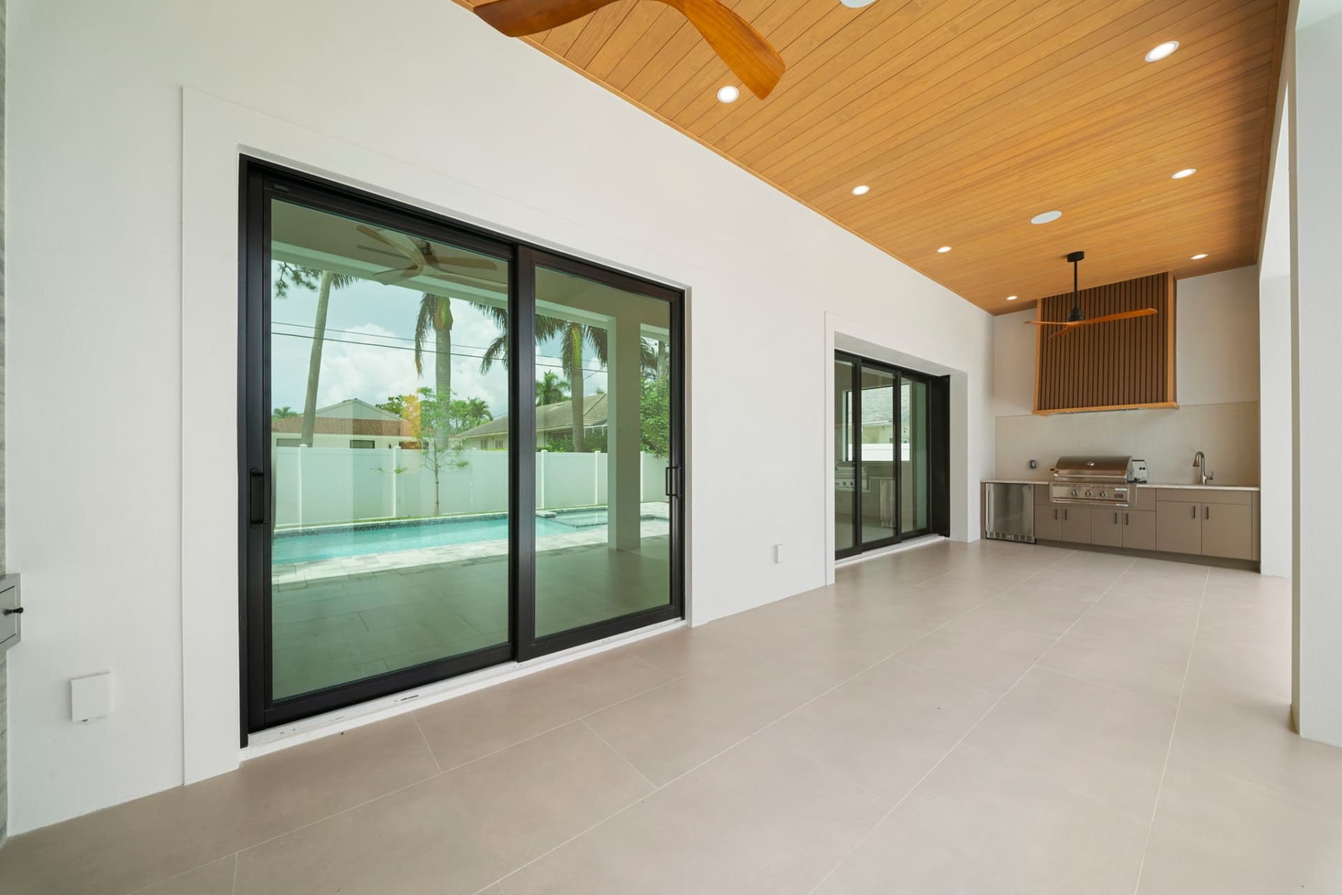 658 93rd Ave N - Gallery