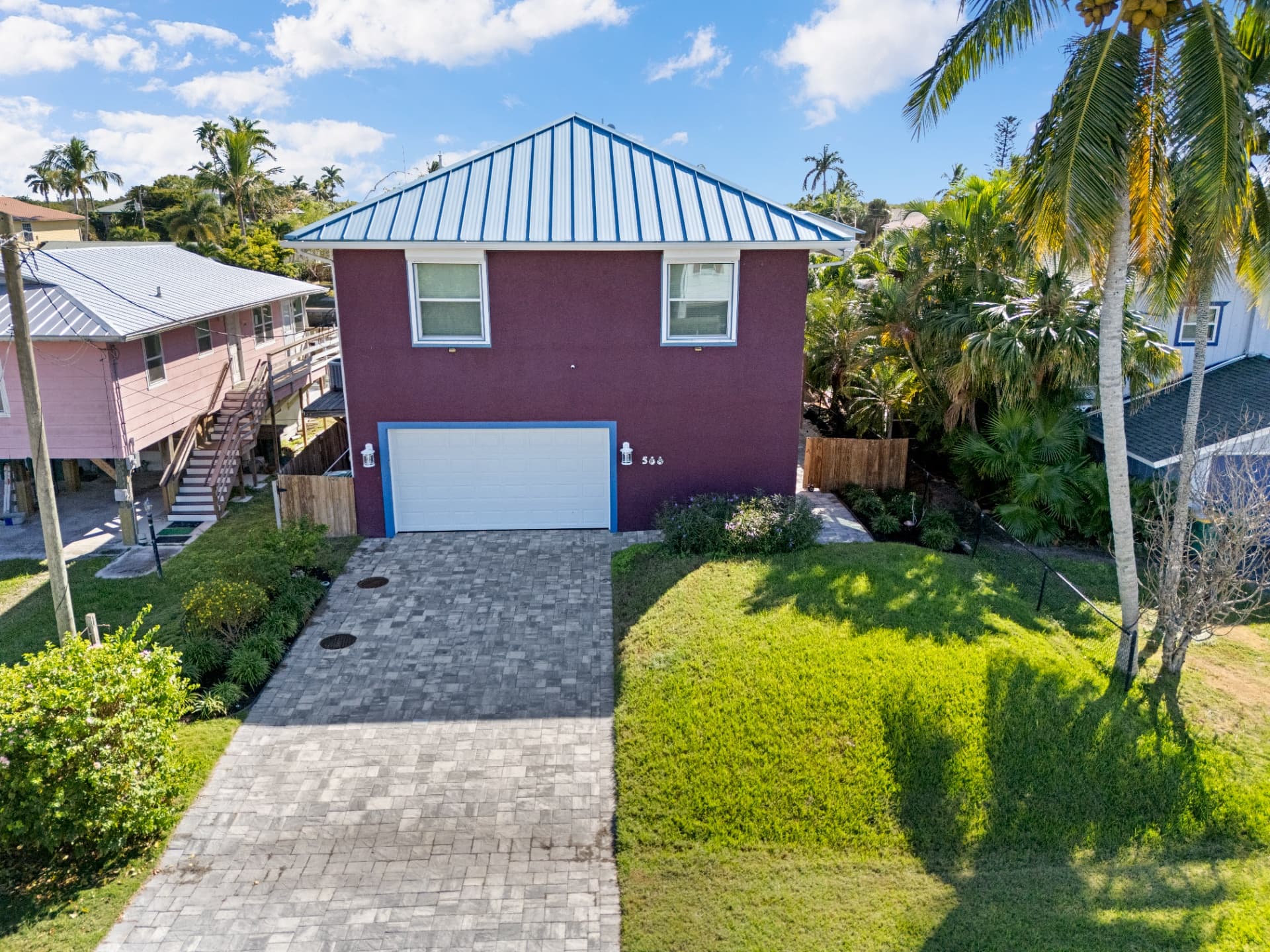 566 Coconut Ave - Gallery