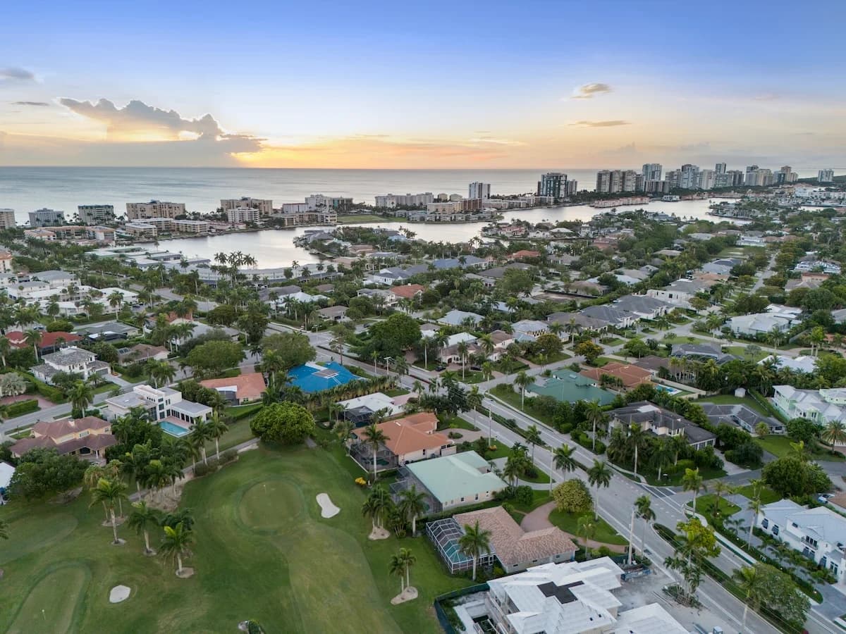 Naples Market Report - October 2025 - Market Updates